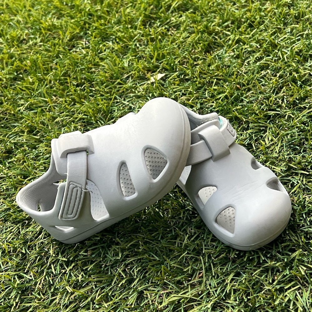 Ten Little Splash Sandals